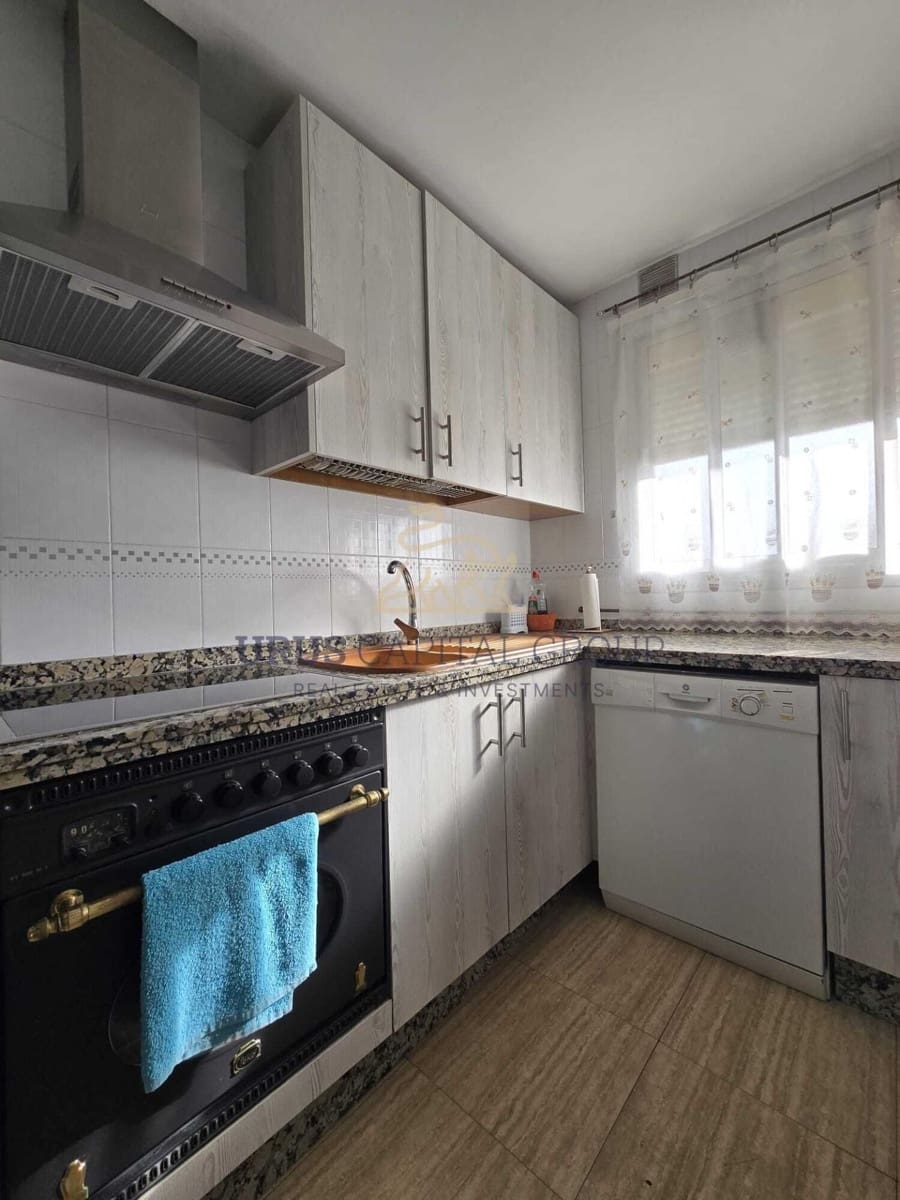 3 slaapkamer Flat te koop in Cordoba stad met zwembad - € 280.000 (Ref: 9516228)