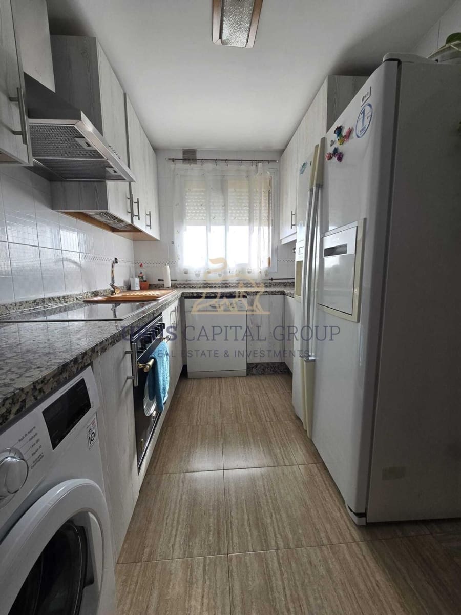 3 slaapkamer Flat te koop in Cordoba stad met zwembad - € 280.000 (Ref: 9516228)