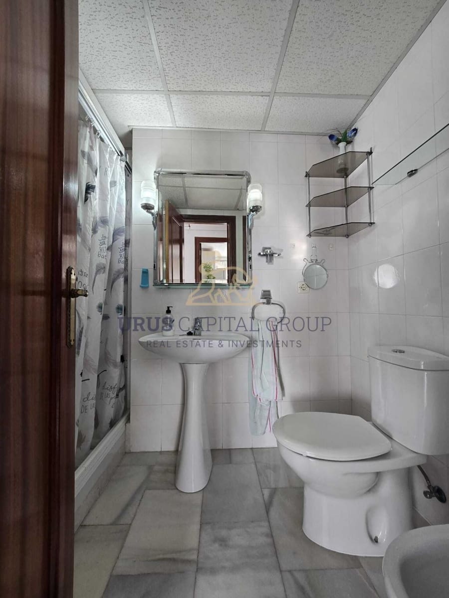 3 slaapkamer Flat te koop in Cordoba stad met zwembad - € 280.000 (Ref: 9516228)