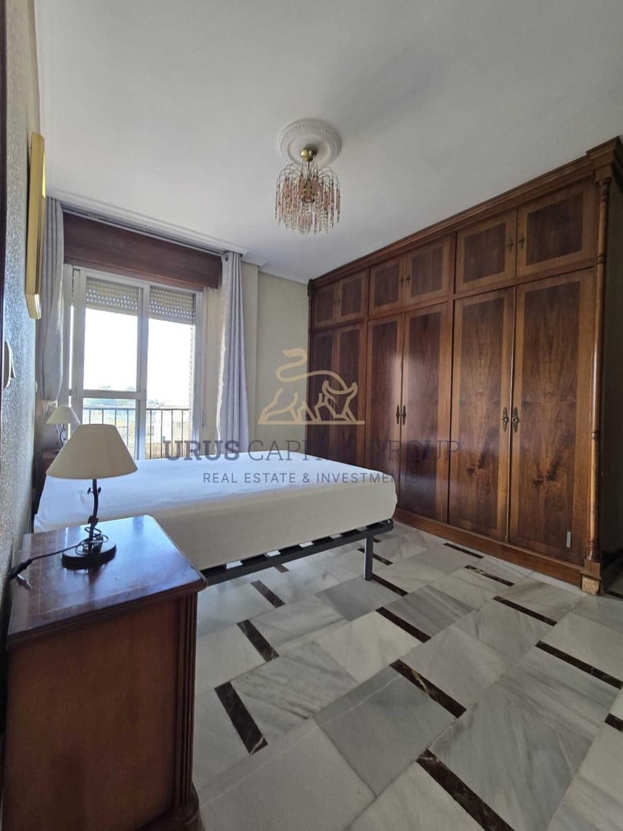 3 slaapkamer Flat te koop in Cordoba stad met zwembad - € 280.000 (Ref: 9516228)