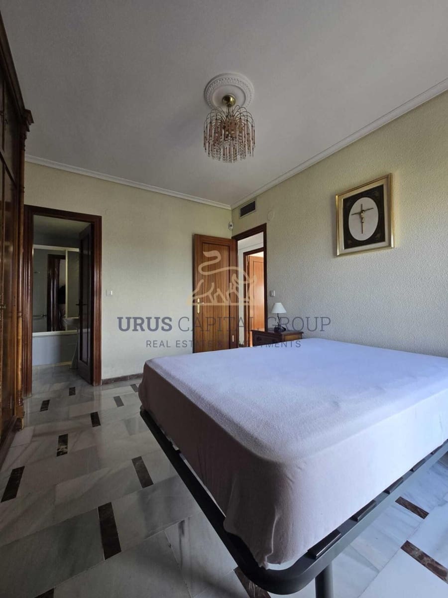 3 slaapkamer Flat te koop in Cordoba stad met zwembad - € 280.000 (Ref: 9516228)