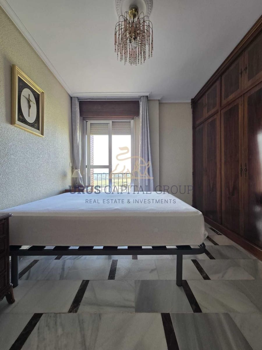 3 slaapkamer Flat te koop in Cordoba stad met zwembad - € 280.000 (Ref: 9516228)