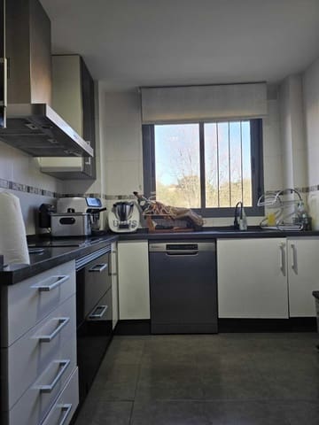 3 soverom Leilighet til salgs i El Naranjo, Córdoba by med garasje - € 229 000 (Ref: 9528362)