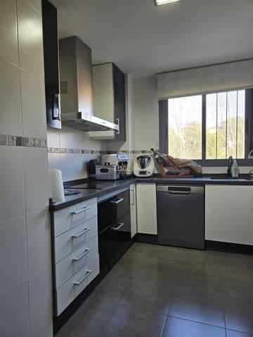 3 soverom Leilighet til salgs i El Naranjo, Córdoba by med garasje - € 229 000 (Ref: 9528362)