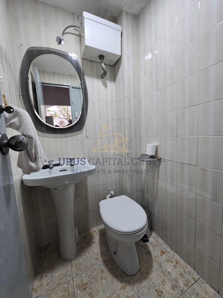7 slaapkamer Huis te koop in Cordoba stad - € 320.000 (Ref: 9547419)