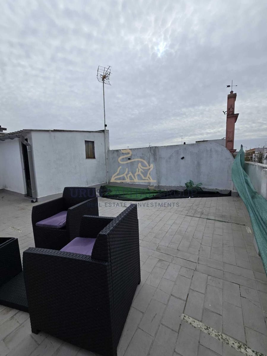 7 slaapkamer Huis te koop in Cordoba stad - € 320.000 (Ref: 9547419)