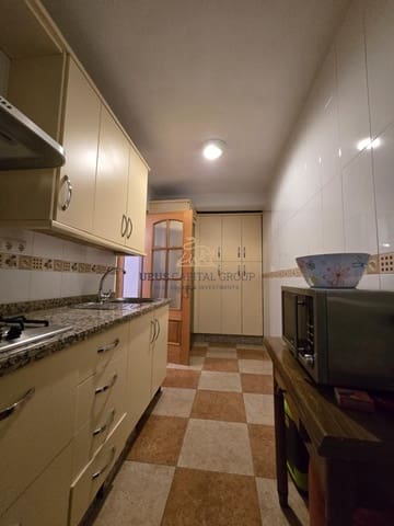 3 quarto Apartamento para venda em Huerta de la Reina, Córdova cidade - 179 000 € (Ref: 9575173)