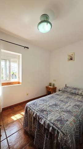 3 slaapkamer Rijtjeshuis te koop in Canillas de Albaida - € 99.000 (Ref: 10029514)
