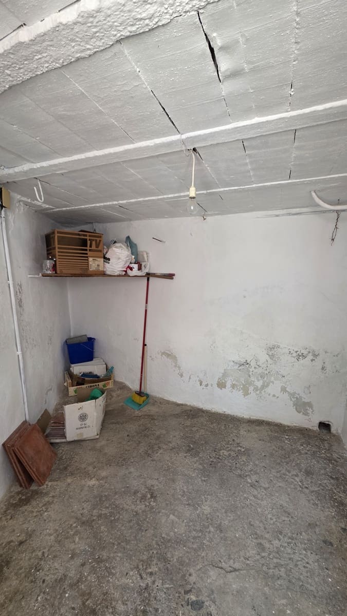 Adosado de 3 habitaciones en Canillas de Albaida en venta - 99.000 € (Ref: 10029514)