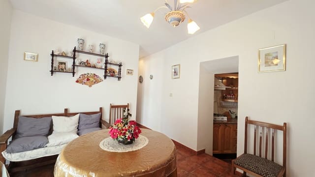3 slaapkamer Rijtjeshuis te koop in Canillas de Albaida - € 99.000 (Ref: 10029514)