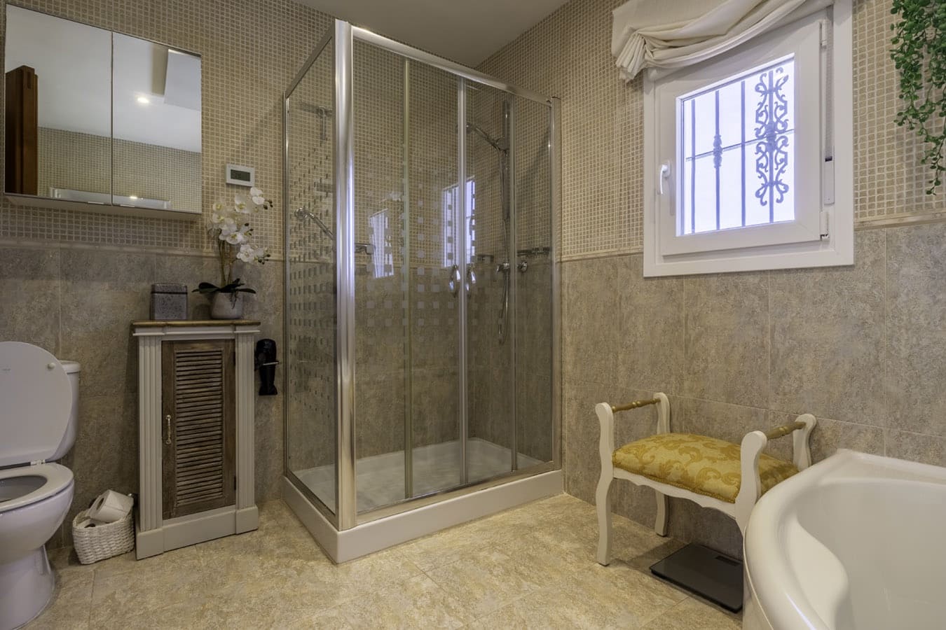 4 quarto Moradia para venda em Canillas de Albaida com piscina garagem - 1 200 000 € (Ref: 10029554)