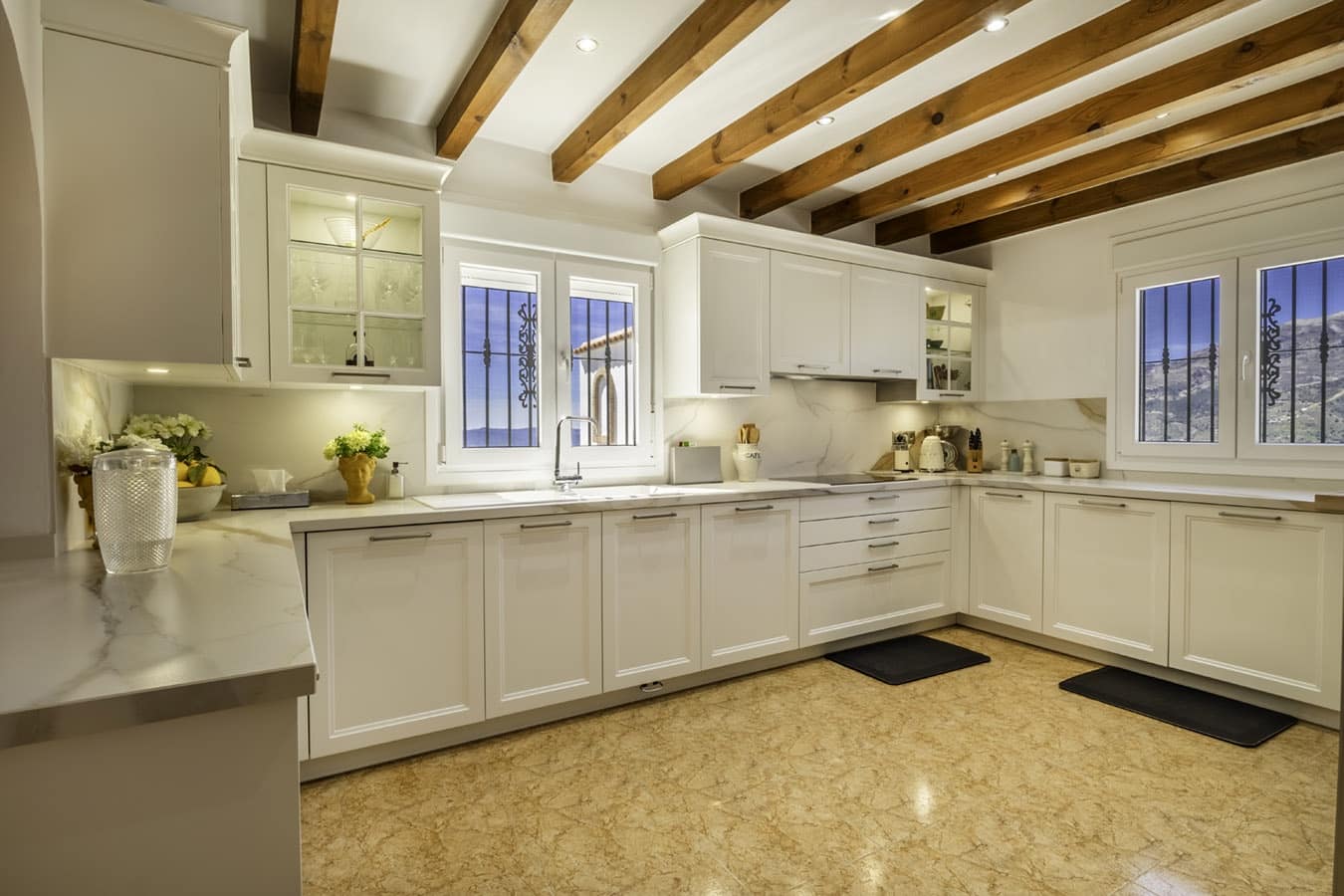 4 quarto Moradia para venda em Canillas de Albaida com piscina garagem - 1 200 000 € (Ref: 10029554)