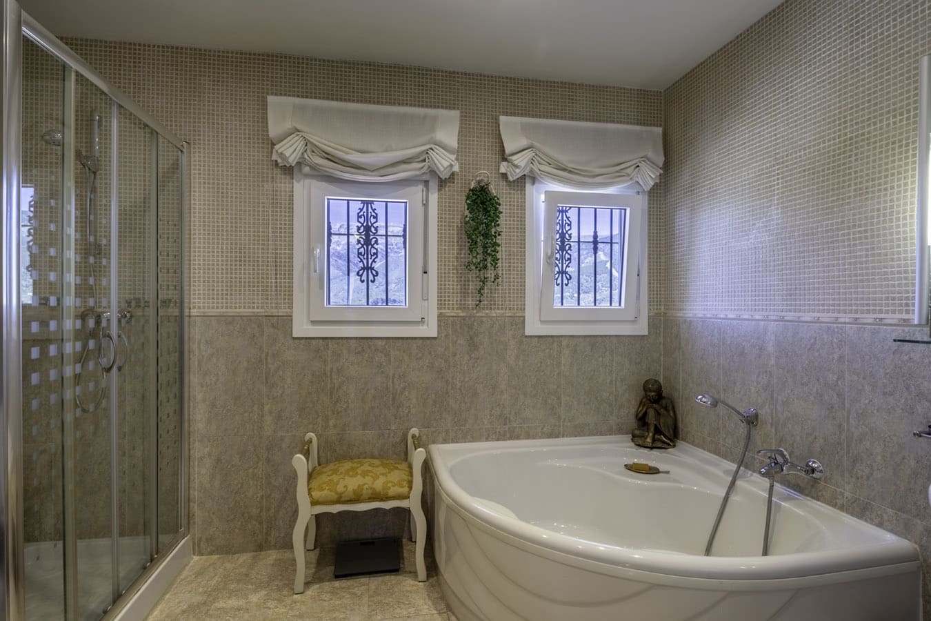 4 quarto Moradia para venda em Canillas de Albaida com piscina garagem - 1 200 000 € (Ref: 10029554)