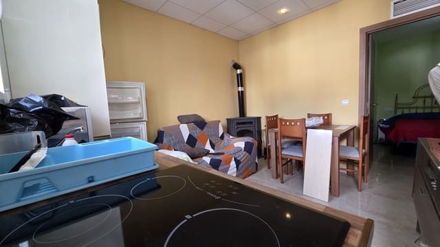 5 slaapkamer Rijtjeshuis te koop in Archez - € 134.840 (Ref: 10029561)