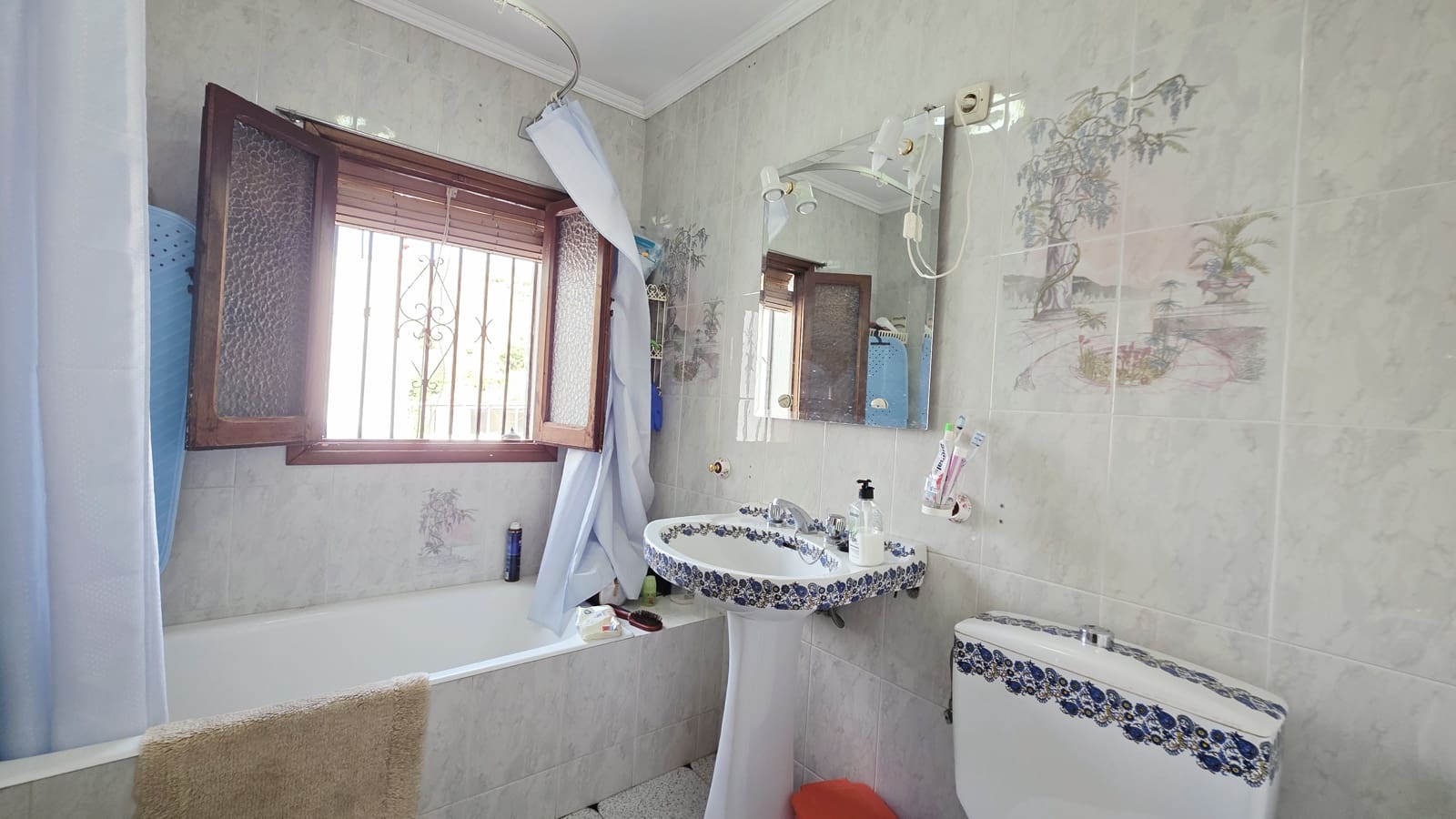 Adosado de 5 habitaciones en Archez en venta - 134.840 € (Ref: 10029561)