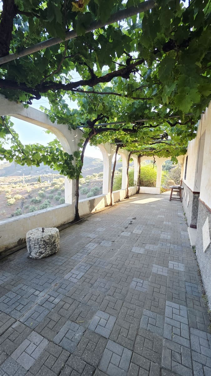 3 sovrum Finca/Hus på landet till salu i Canillas de Albaida med garage - 210 000 € (Ref: 10029563)