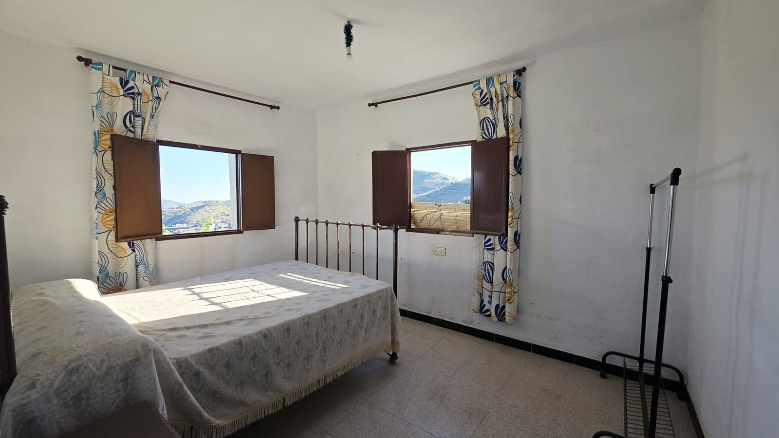 3 sovrum Finca/Hus på landet till salu i Canillas de Albaida med garage - 210 000 € (Ref: 10029563)