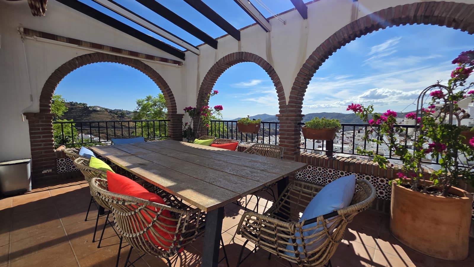 4 chambre Villa/Maison Semi-Mitoyenne à vendre à Competa avec garage - 389 950 € (Ref: 10034277)