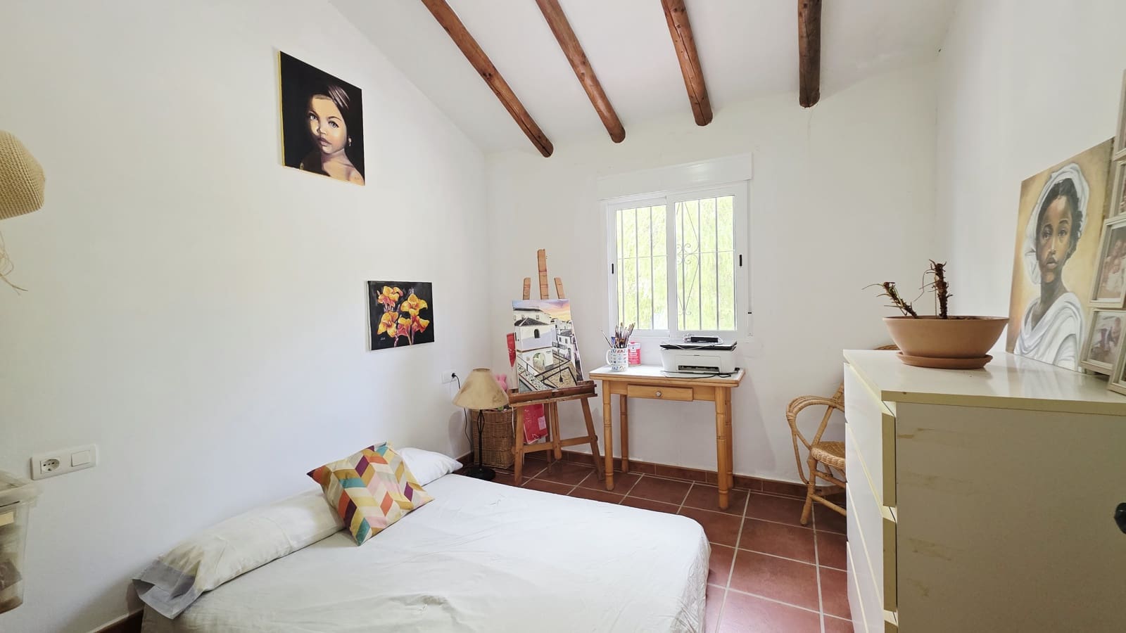 4 soveværelse Finca/Landehus til salg i Canillas de Albaida med swimmingpool - € 245.000 (Ref: 10076924)