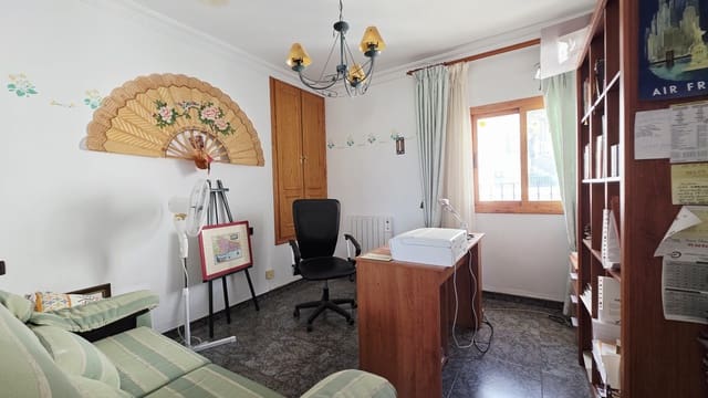 4 sypialnia Apartament na sprzedaż w Canillas de Albaida - 185 000 € (Ref: 9872576)
