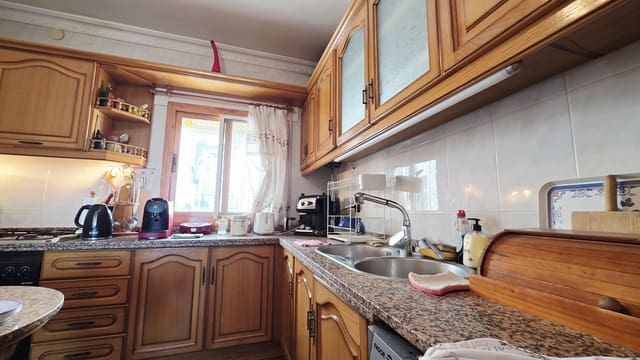 4 sypialnia Apartament na sprzedaż w Canillas de Albaida - 185 000 € (Ref: 9872576)
