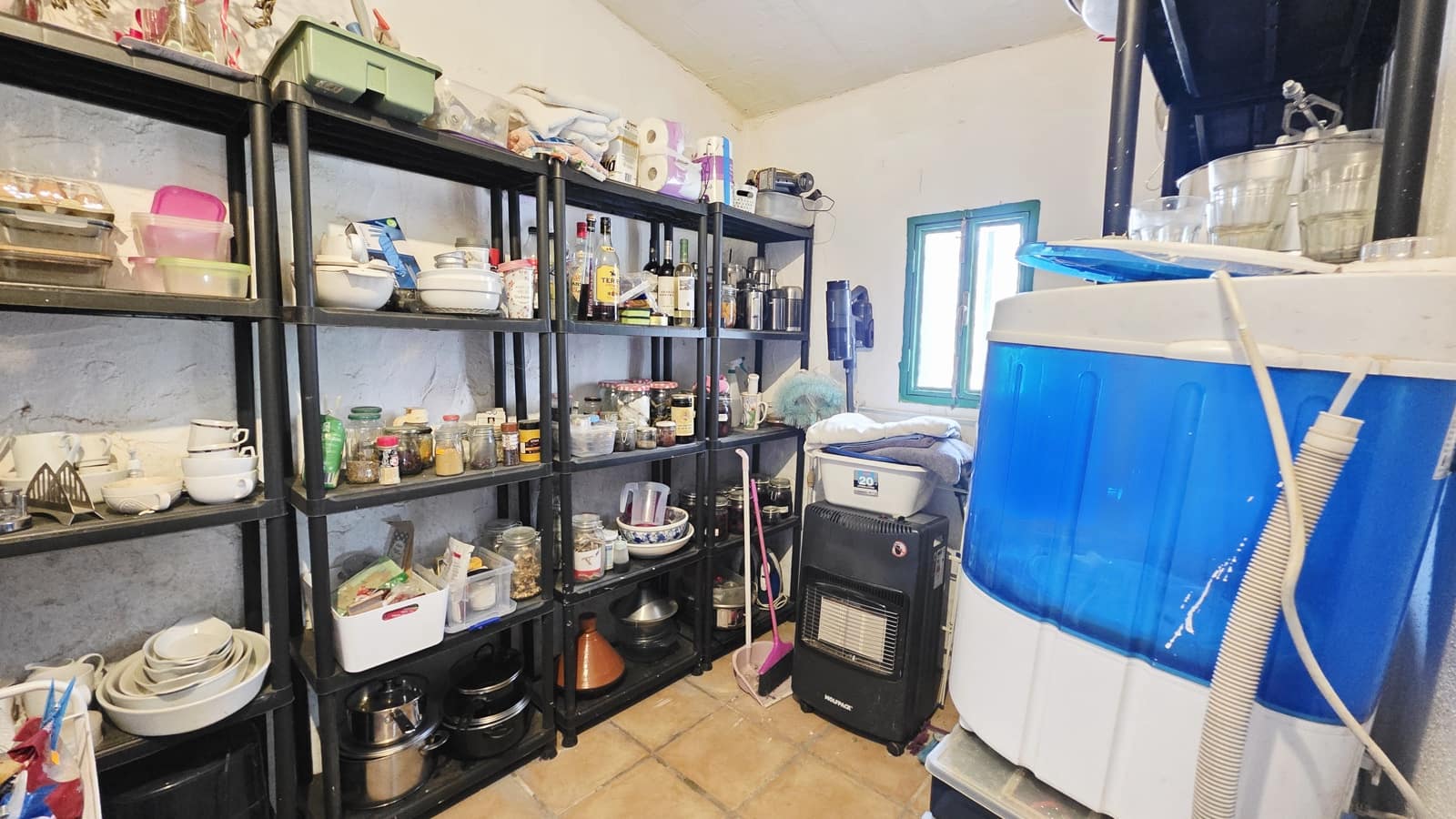 3 soverom Finca/Herregård til salgs i Canillas de Albaida med garasje - € 175 000 (Ref: 9872579)