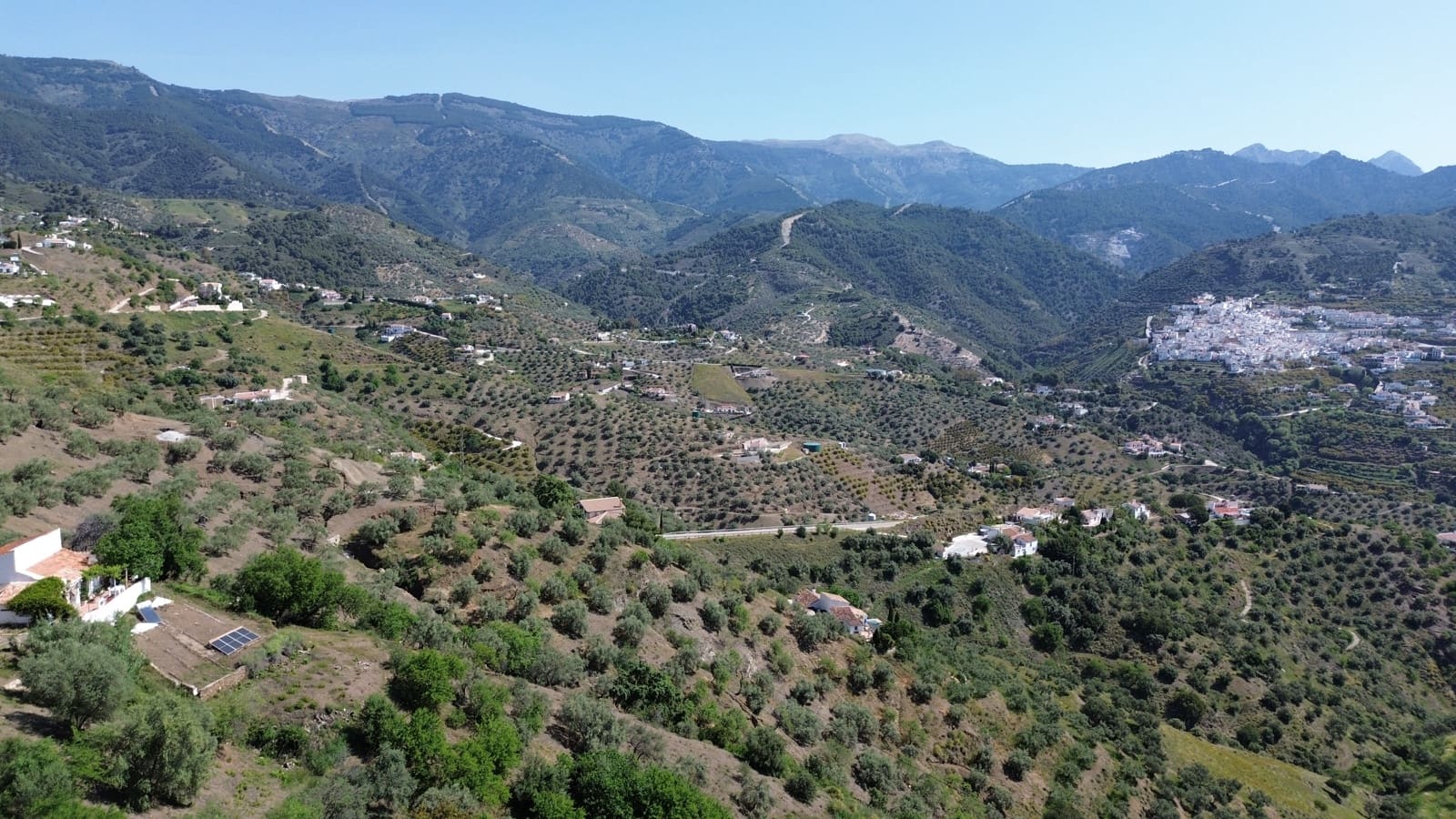 3 soverom Finca/Herregård til salgs i Canillas de Albaida med garasje - € 175 000 (Ref: 9872579)
