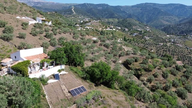 3 camera da letto Finca/Casa di Campagna in vendita in Canillas de Albaida con garage - 175.000 € (Rif: 9872579)