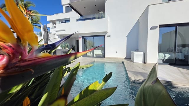 3 quarto Apartamento para venda em Nerja com piscina garagem - 799 000 € (Ref: 9872652)