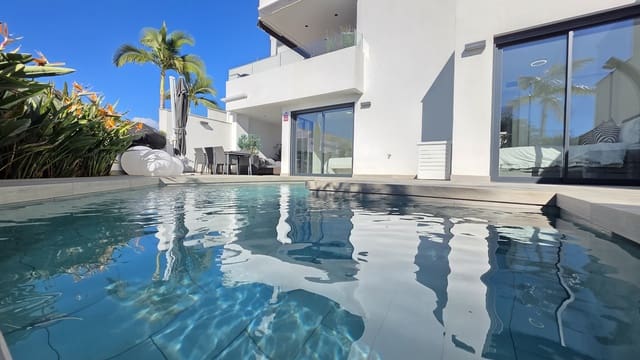 3 quarto Apartamento para venda em Nerja com piscina garagem - 799 000 € (Ref: 9872652)