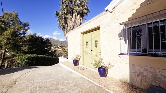3 slaapkamer Finca/Landhuis te koop in Cómpeta met zwembad garage - € 399.000 (Ref: 9872656)