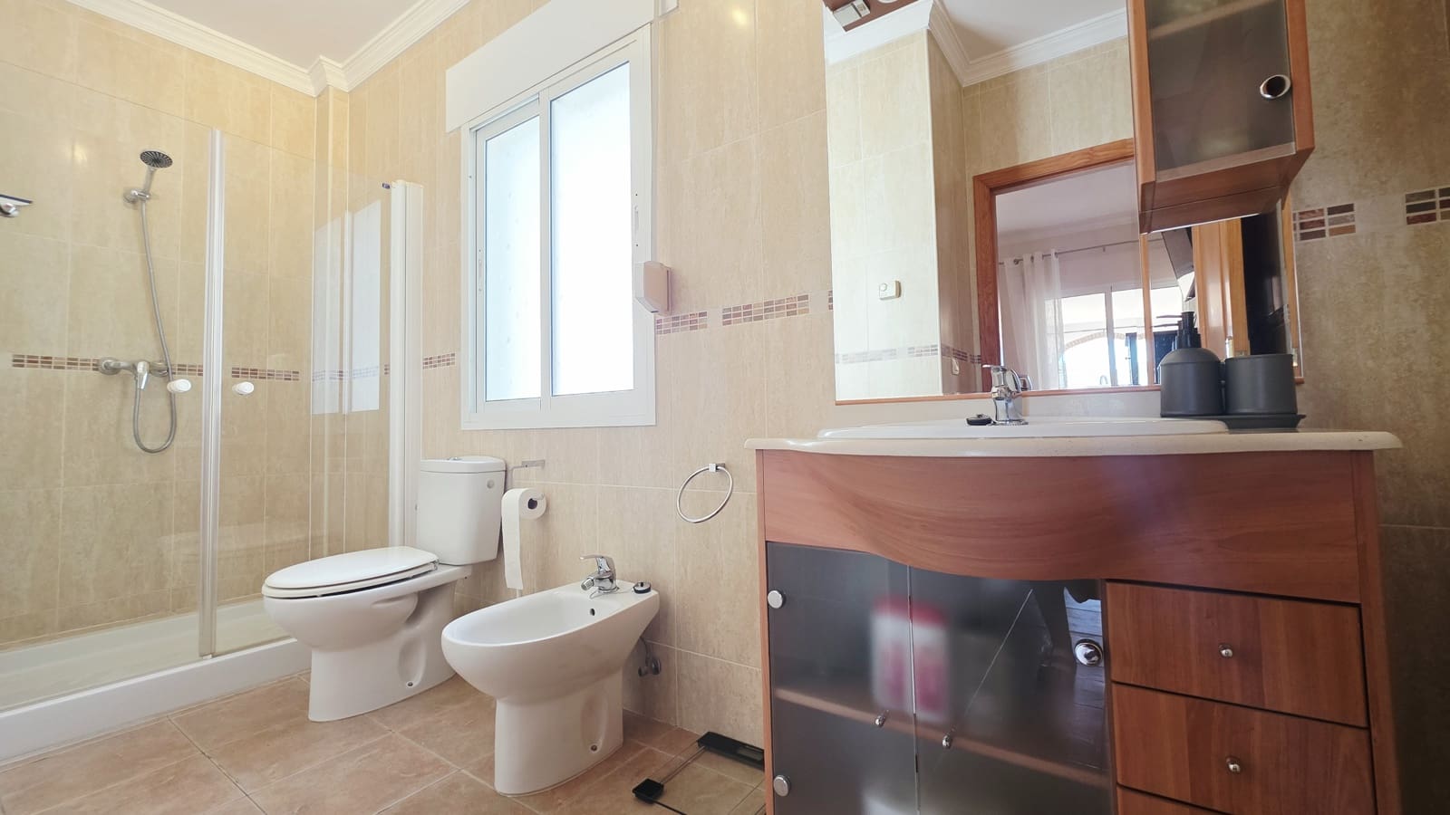 3 Zimmer Villa zu verkaufen in Canillas de Albaida mit Pool Garage - 449.000 € (Ref: 9932241)