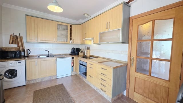 3 Zimmer Villa zu verkaufen in Canillas de Albaida mit Pool Garage - 449.000 € (Ref: 9932241)