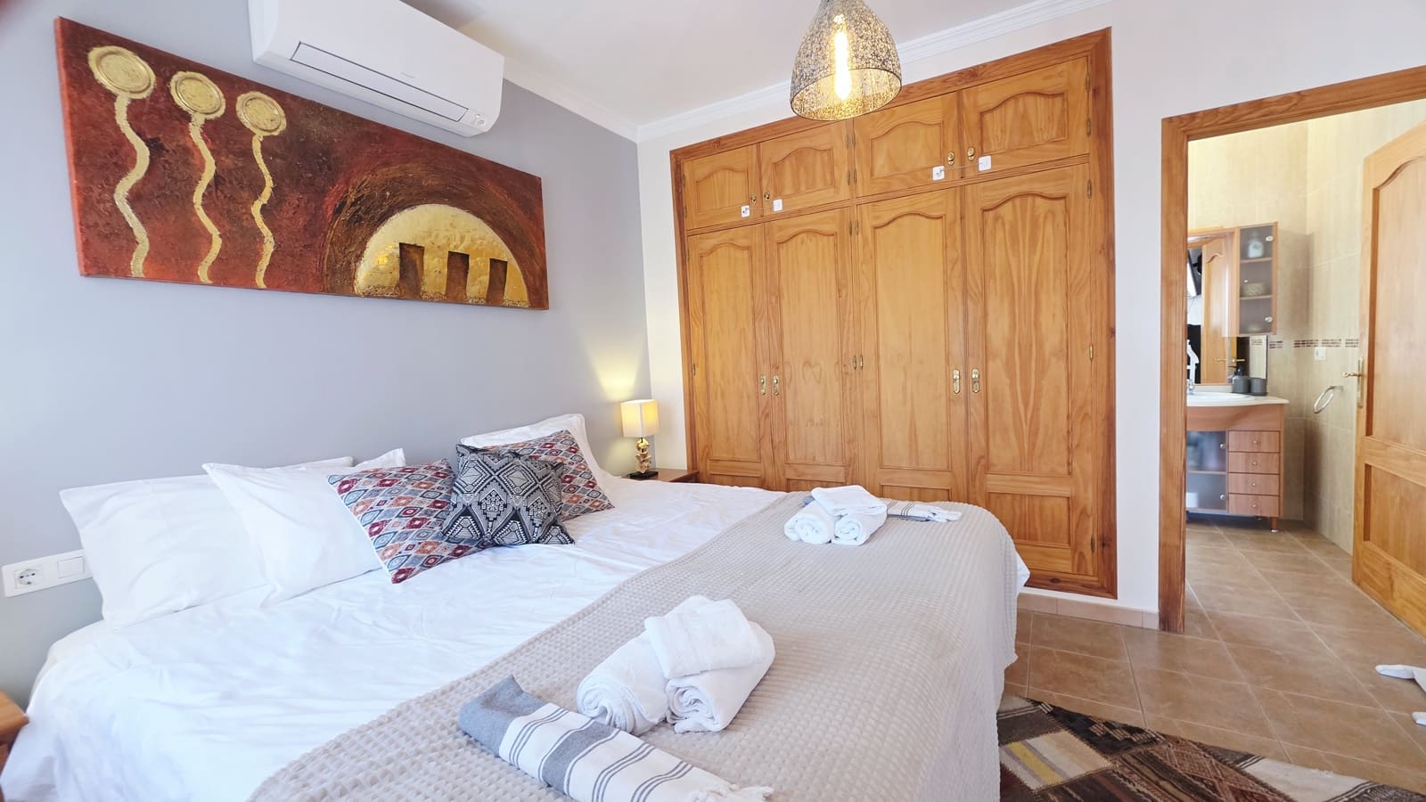 3 Zimmer Villa zu verkaufen in Canillas de Albaida mit Pool Garage - 449.000 € (Ref: 9932241)