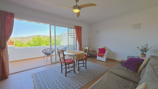 3 sypialnia Dom szeregowy na sprzedaż w Canillas de Albaida - 169 000 € (Ref: 9932243)