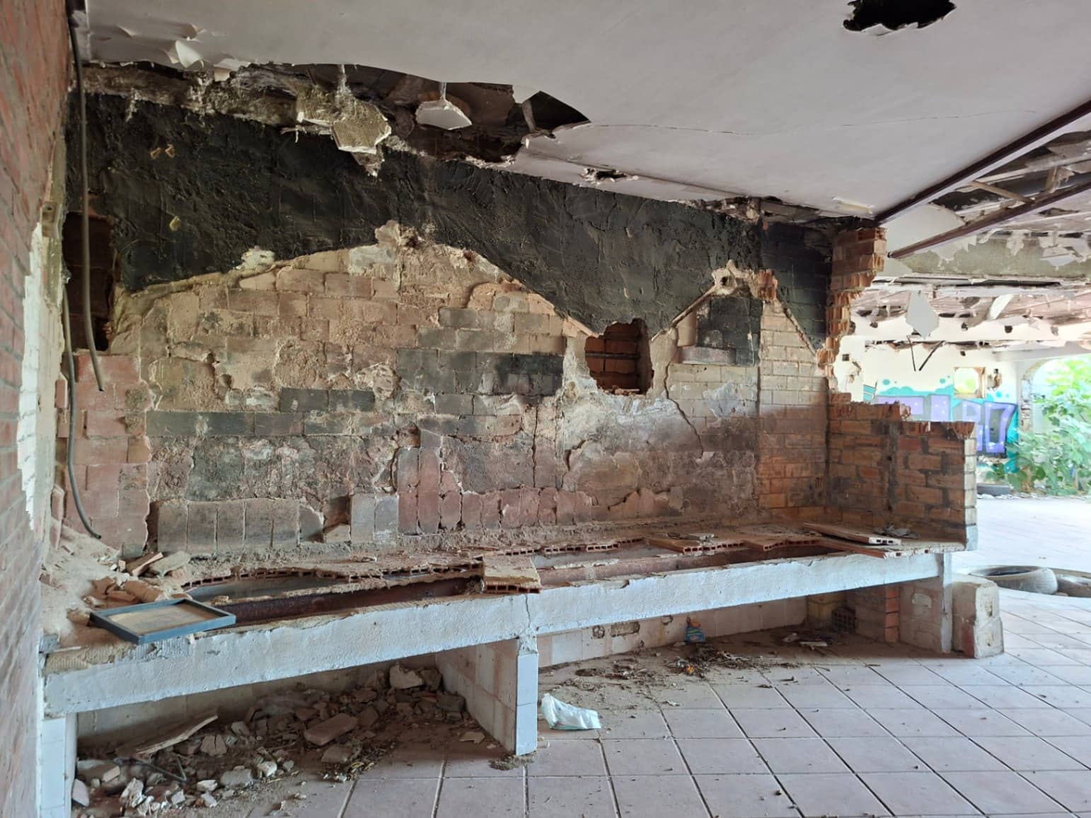 Gewerbe zu verkaufen in Oliva mit Garage - 145.000 € (Ref: 10102889)