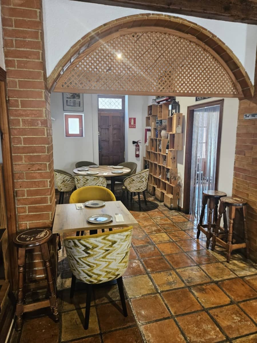 Restaurante/Bar para arrendar em Denia - 2 000 € (Ref: 10102890)