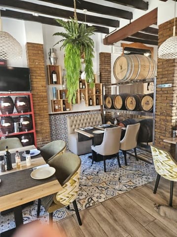 Restaurante/Bar para arrendar em El Puerto, Dénia - 2 000 € (Ref: 10102890)