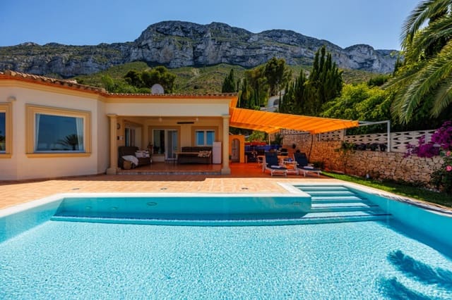 3 quarto Moradia para venda em El Montgó, Dénia com piscina garagem - 990 000 € (Ref: 10102900)