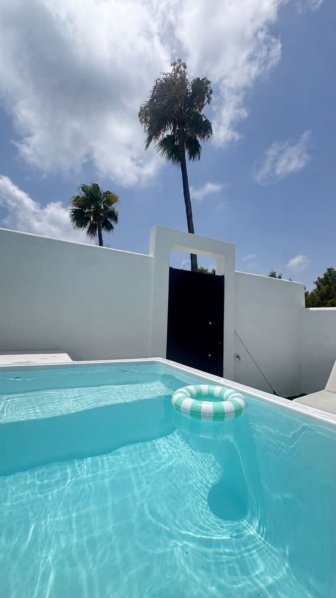 Chalet de 2 habitaciones en Javea / Xàbia en alquiler con piscina garaje - 1.900 € (Ref: 10102910)
