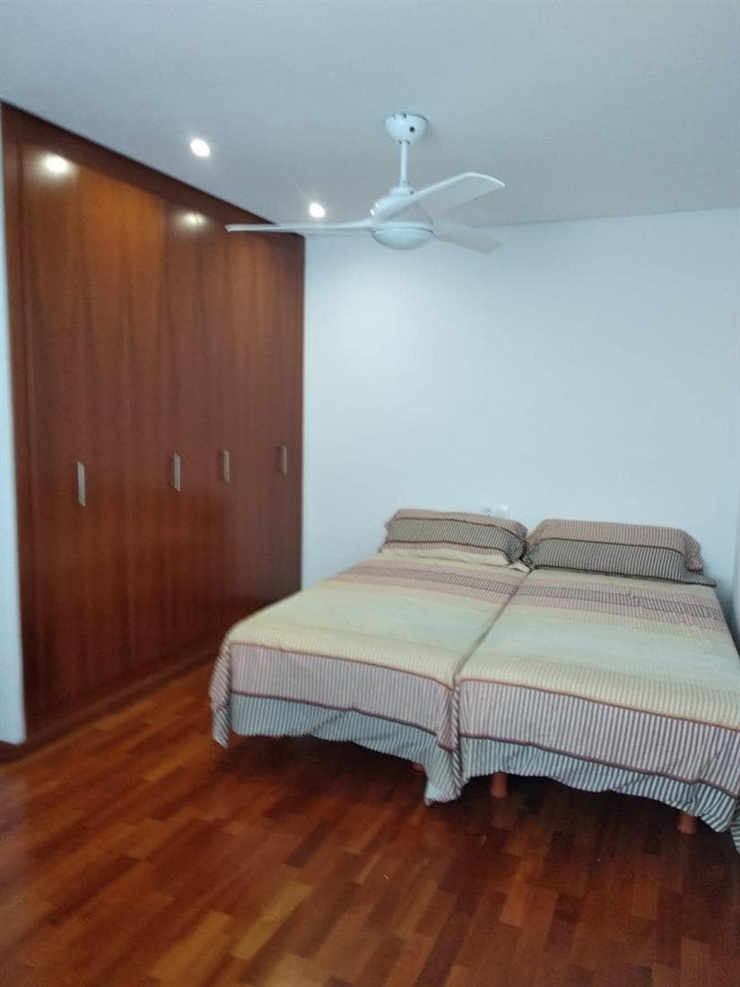 5 quarto Moradia para venda em Gandia com garagem - 640 000 € (Ref: 10102921)