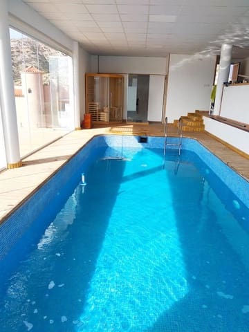 5 quarto Moradia para venda em Gandia com garagem - 640 000 € (Ref: 10102921)
