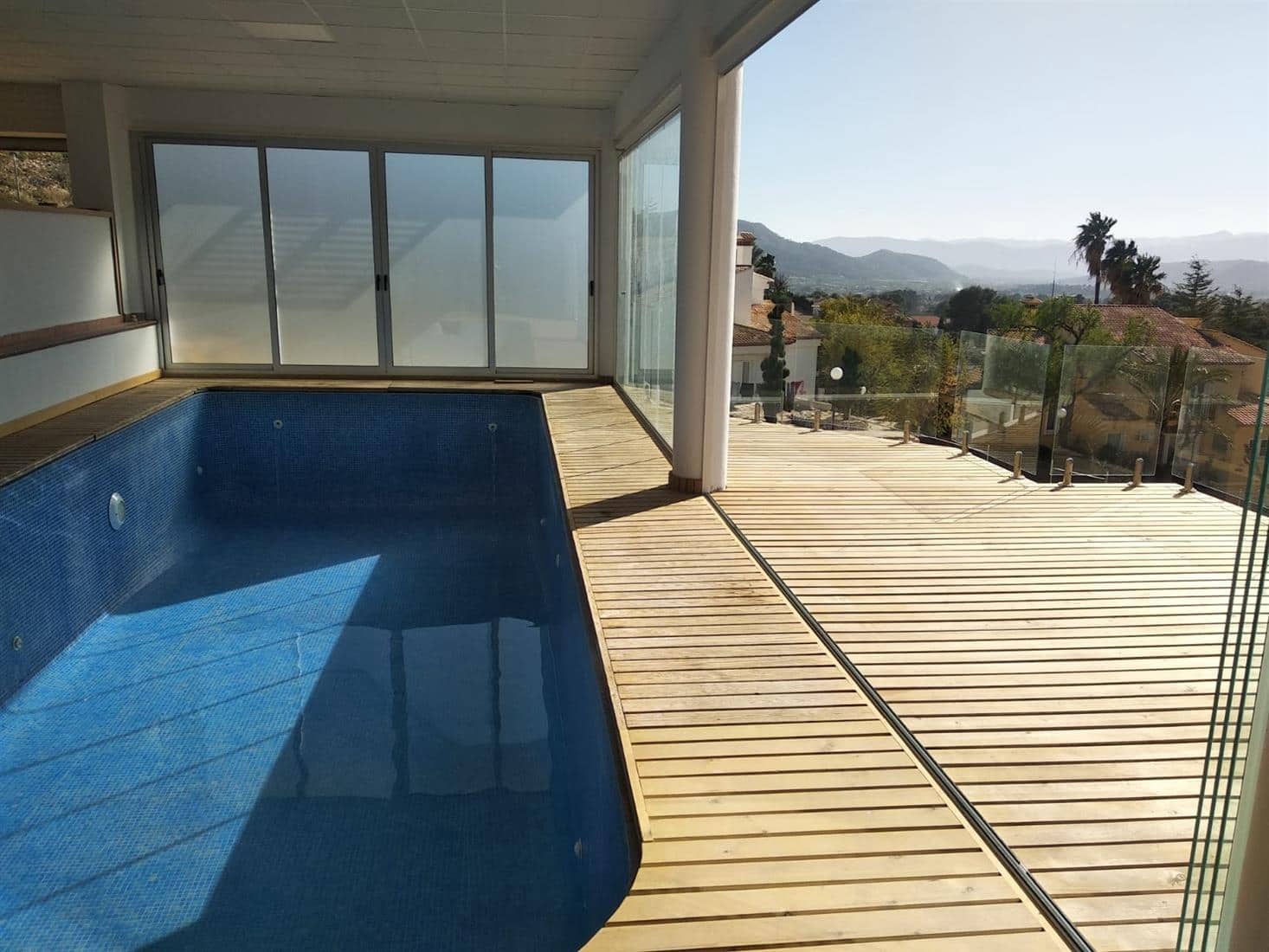 5 quarto Moradia para venda em Gandia com garagem - 640 000 € (Ref: 10102921)