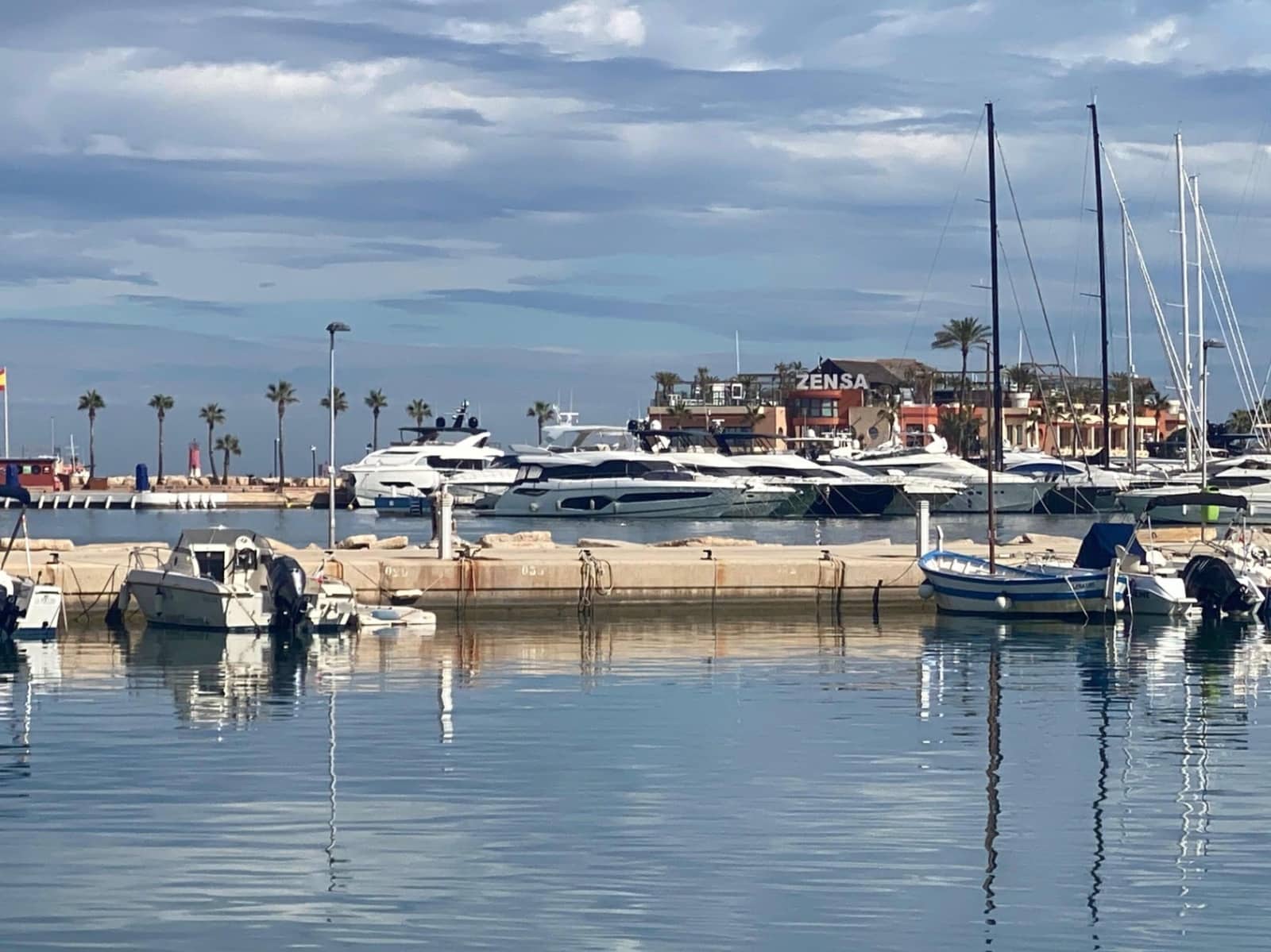 2 sovrum Lägenhet till salu i Denia med pool - 449 500 € (Ref: 10102928)