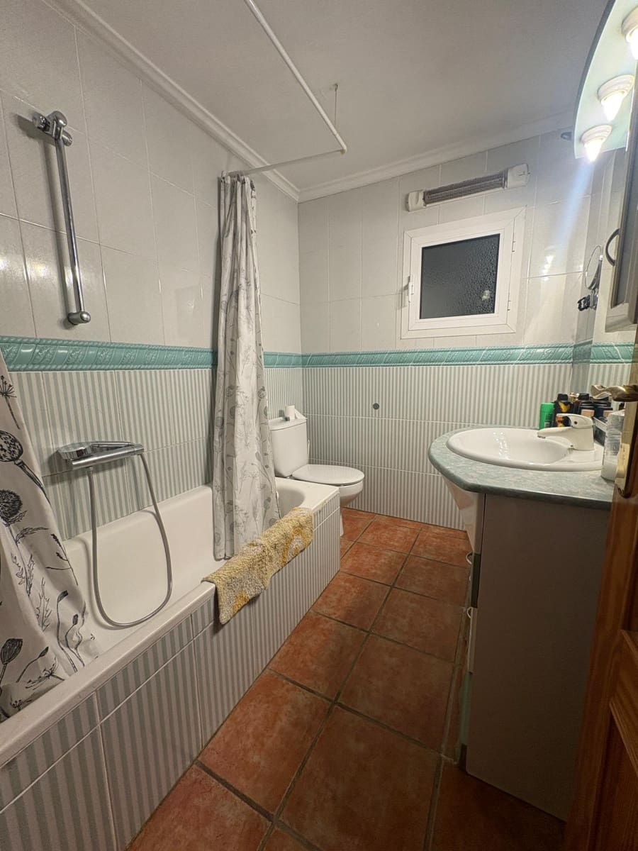 5 sypialnia Dom szeregowy na sprzedaż w Denia z garażem - 390 000 € (Ref: 10102929)