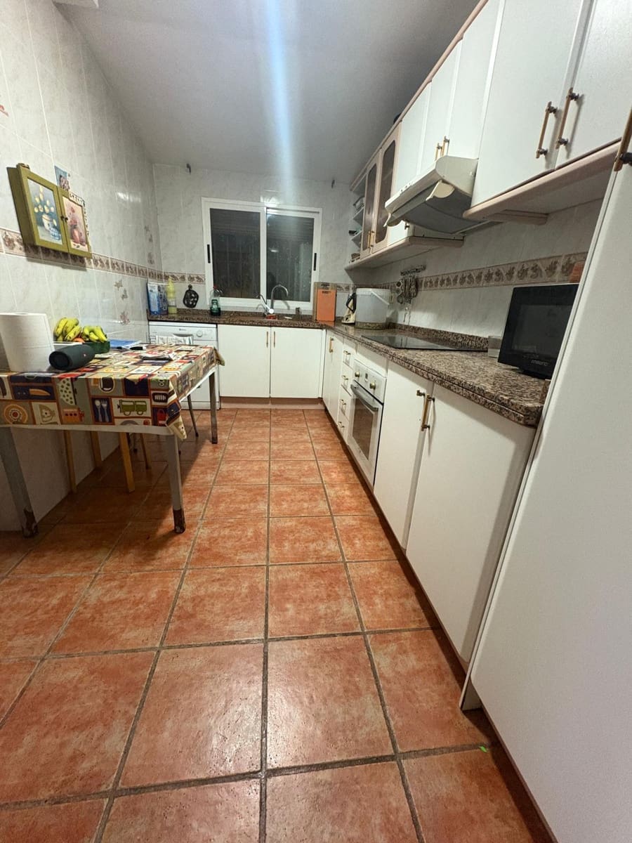 5 sypialnia Dom szeregowy na sprzedaż w Denia z garażem - 390 000 € (Ref: 10102929)