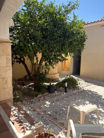 3 Zimmer Reihenhaus zu verkaufen in Dénia mit Garage - 450.000 € (Ref: 10102930)