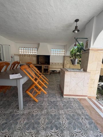 3 Zimmer Reihenhaus zu verkaufen in Dénia mit Garage - 450.000 € (Ref: 10102930)