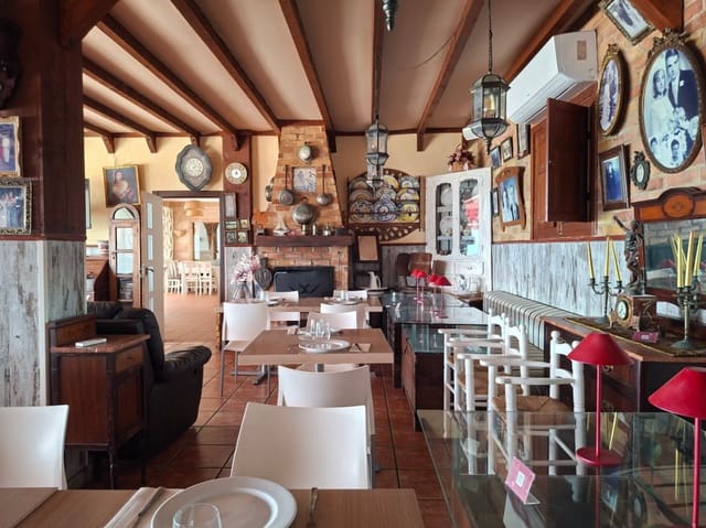 Bar/Restaurante en Daimús en venta - 380.000 € (Ref: 10102936)