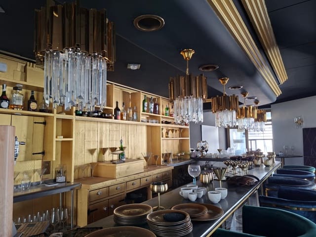 Restaurant/Bar for rent in Altea - € 1,100 (Ref: 10102938)